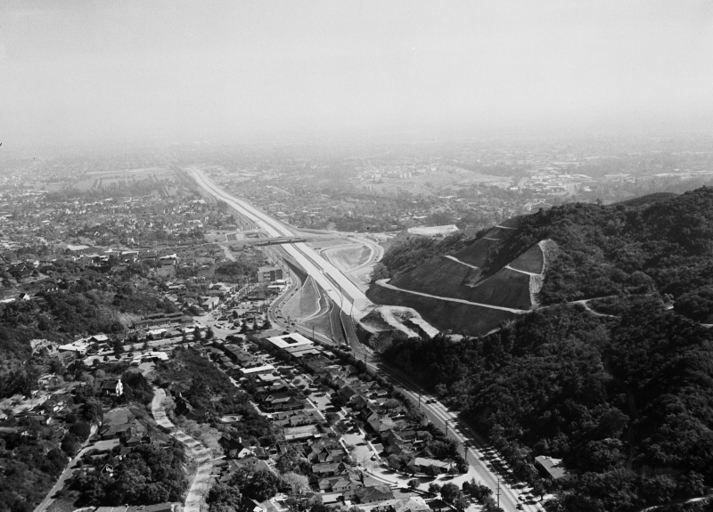 Illustration for article titled They Moved Mountains (And People) To Build L.A.’s Freeways